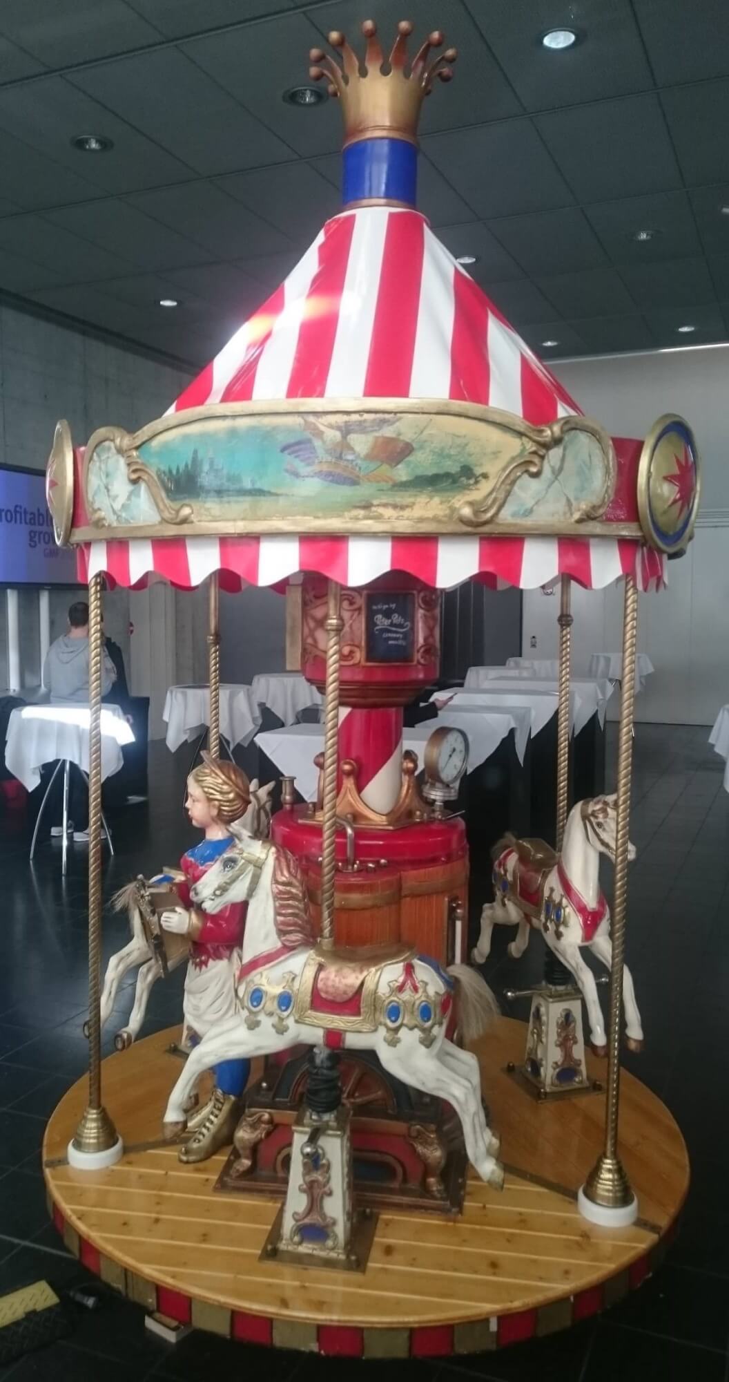 Kinderkarussell Merlins Dampf Mieten Arena Der Wunder AG