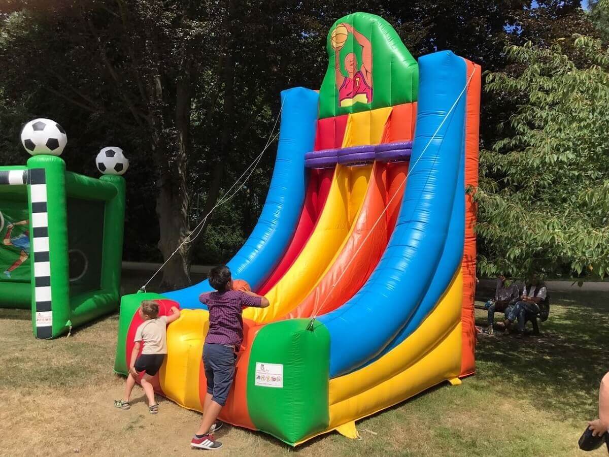 Basketball aufblasbar