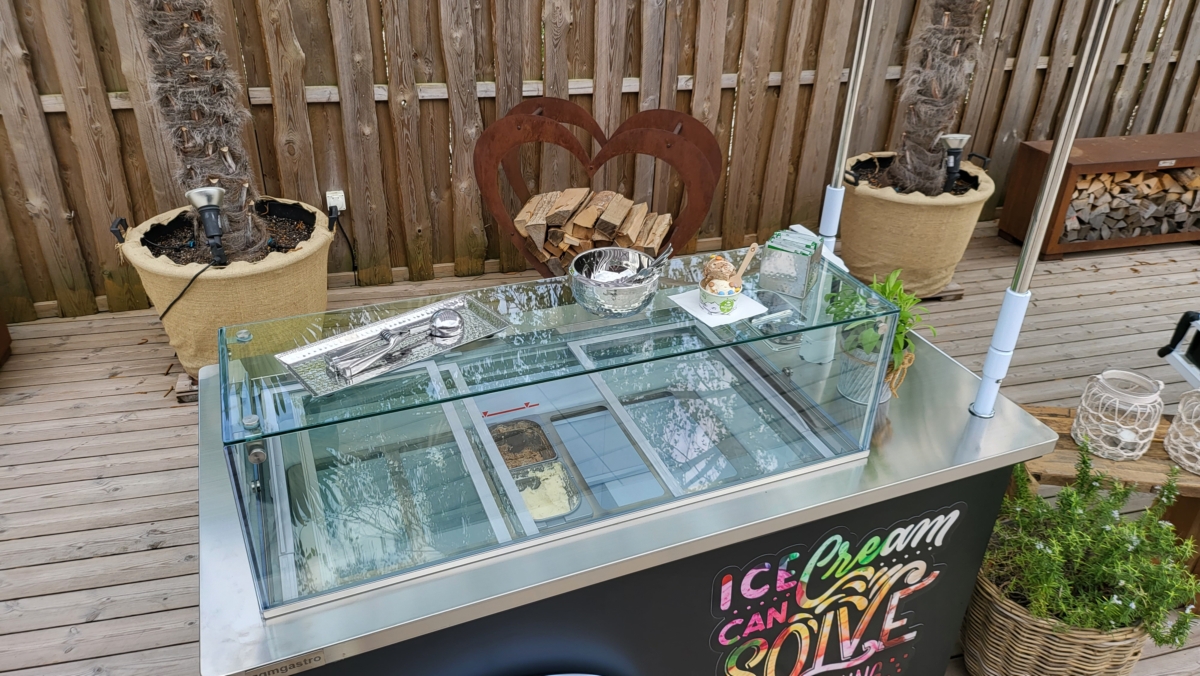 Eistruhe auf Rädern – Bild 3