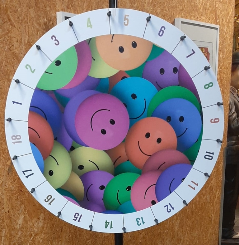 Glücksrad Smileys bunt 90 cm Arena der Wunder AG
