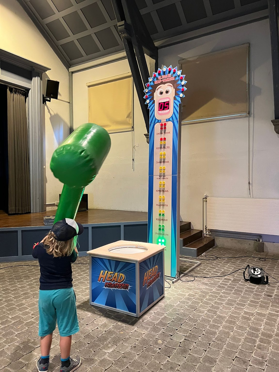 Head Cracker Hau den Lukas – Bild 2