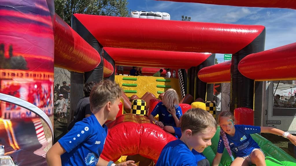 Hindernisbahn Race – Bild 2