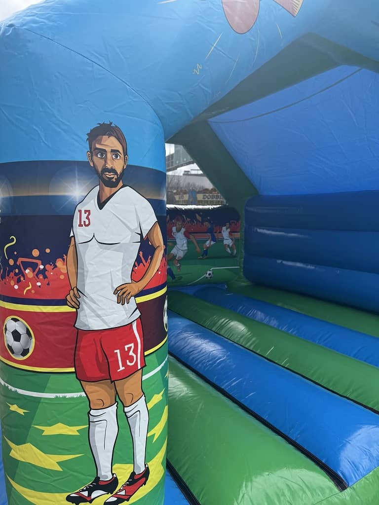 5 Meter Hüpfburg Fussball – Bild 4