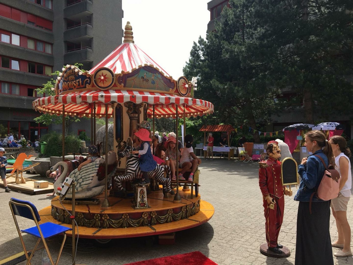 Kinderkarussell Circus Carousel – Bild 9