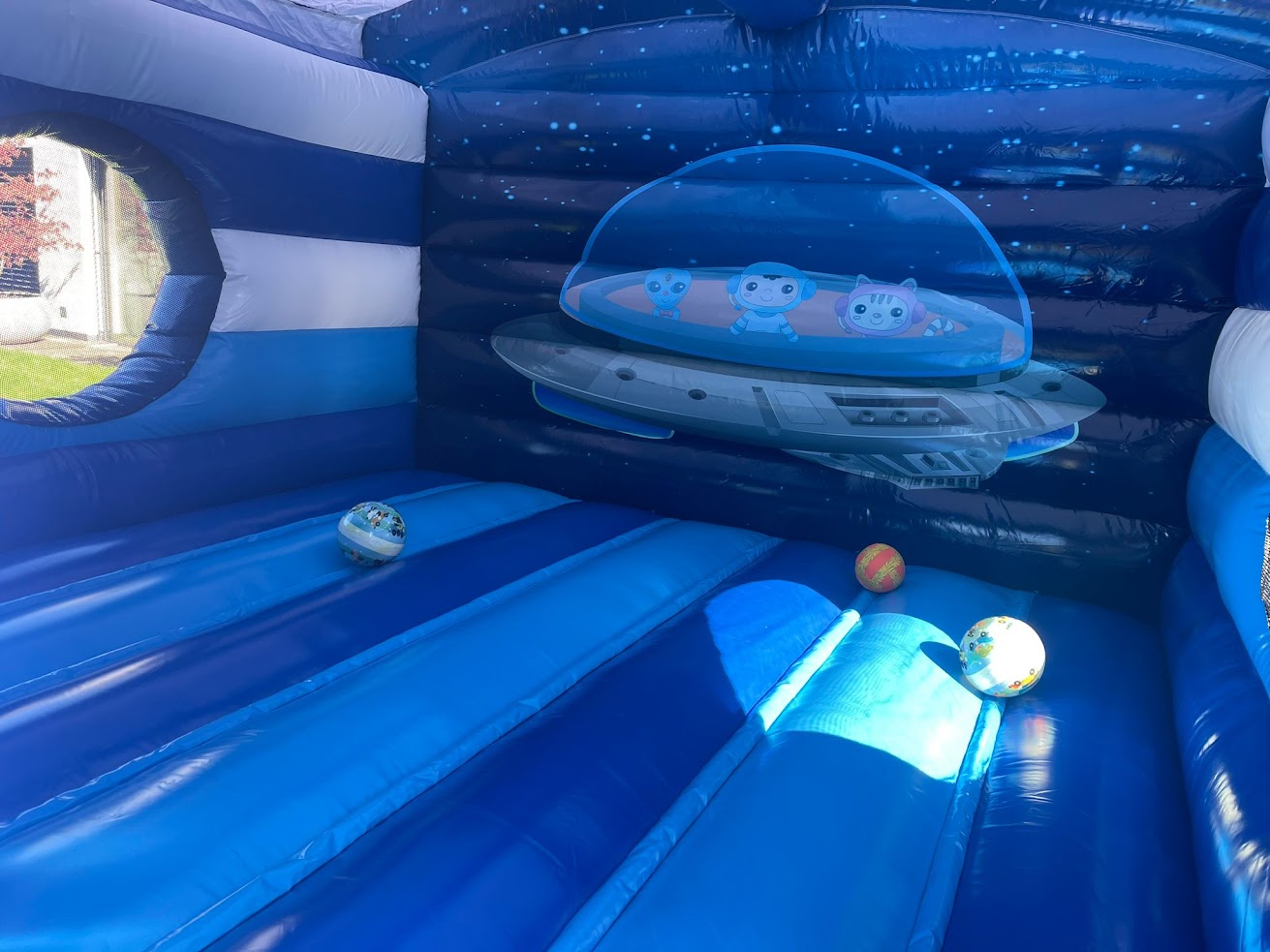 Hüpfburg Space mit Rutsche – Bild 3