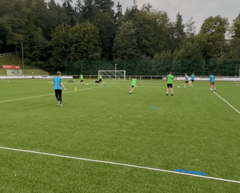 Spielfeldmarkierung – Bild 2
