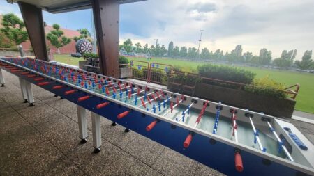 Tischfussball für 22 Personen